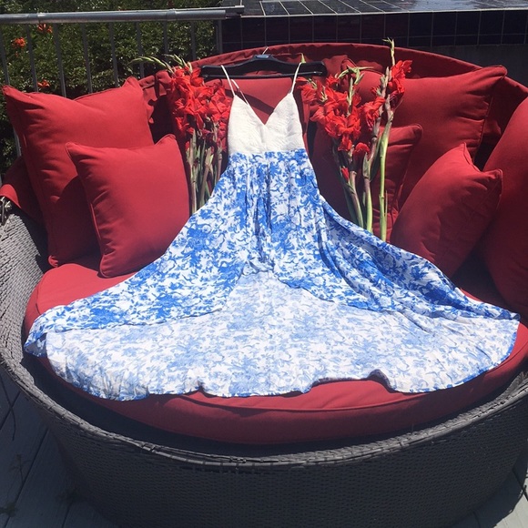 a peach Dresses & Skirts - Maxi Dress Romper White/ Blue Paisley NWOT Medium